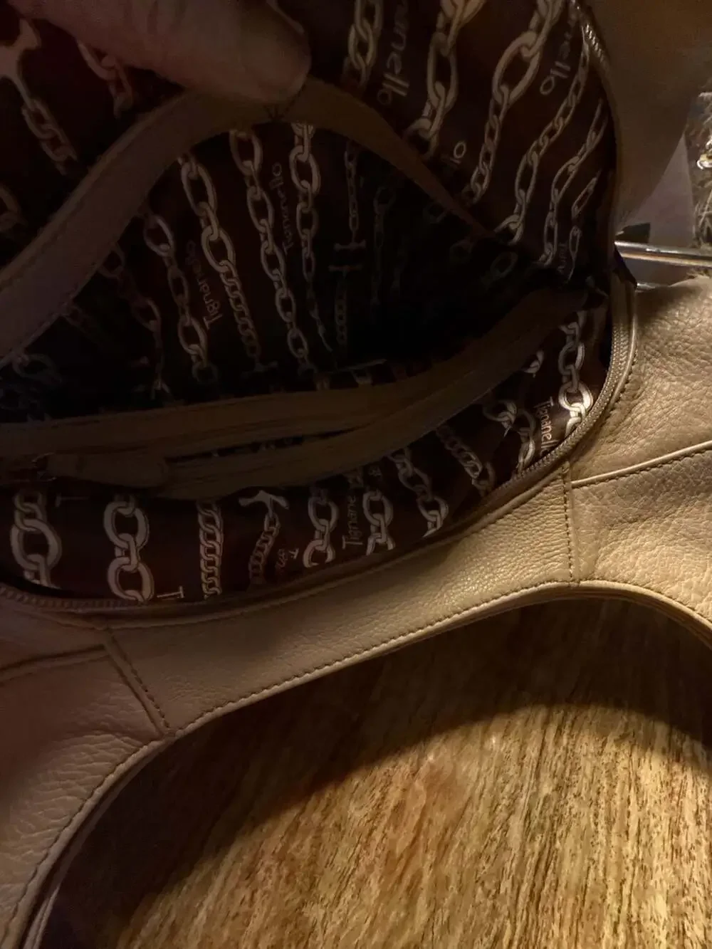 Tignanello Pebbled Leather Hobo Shoulder Bag in Tan